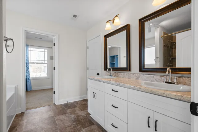 $2,450 | 1180 Henry Pl Boulevard, Clarksville, TN 37042