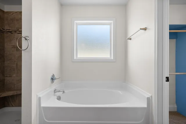 $2,450 | 1180 Henry Pl Boulevard, Clarksville, TN 37042