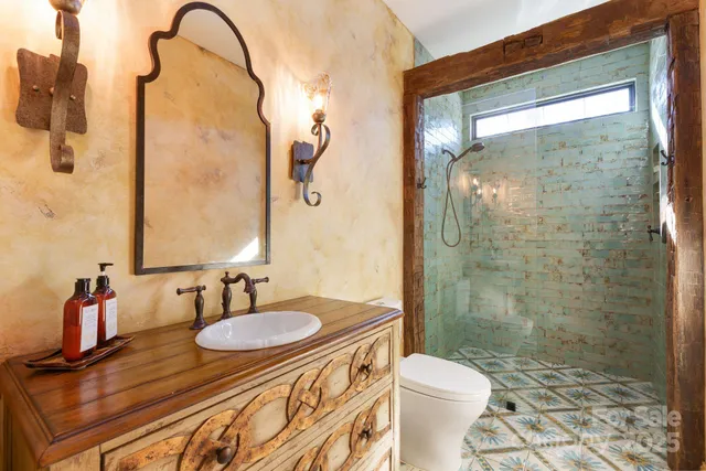 $1,130,000 | 279 Fennel Dun Circle, Biltmore Lake, NC 28715