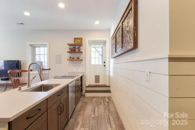 $1,130,000 | 279 Fennel Dun Circle, Biltmore Lake, NC 28715