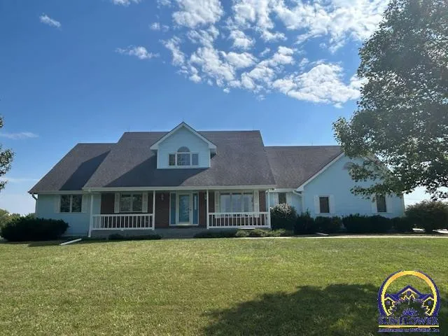 $999,975 | 3131 Southeast 85th Street, Berryton, KS 66409