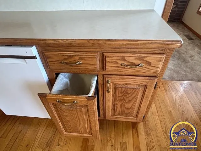 $999,975 | 3131 Southeast 85th Street, Berryton, KS 66409