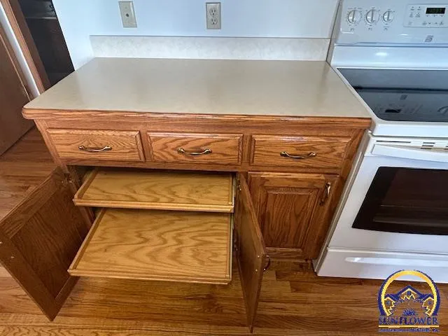 $999,975 | 3131 Southeast 85th Street, Berryton, KS 66409