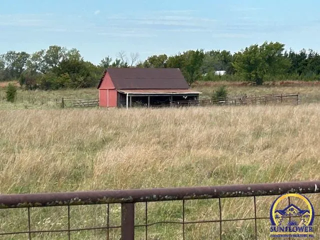 $679,000 | 3131 Southeast 85th Street, Berryton, KS 66409