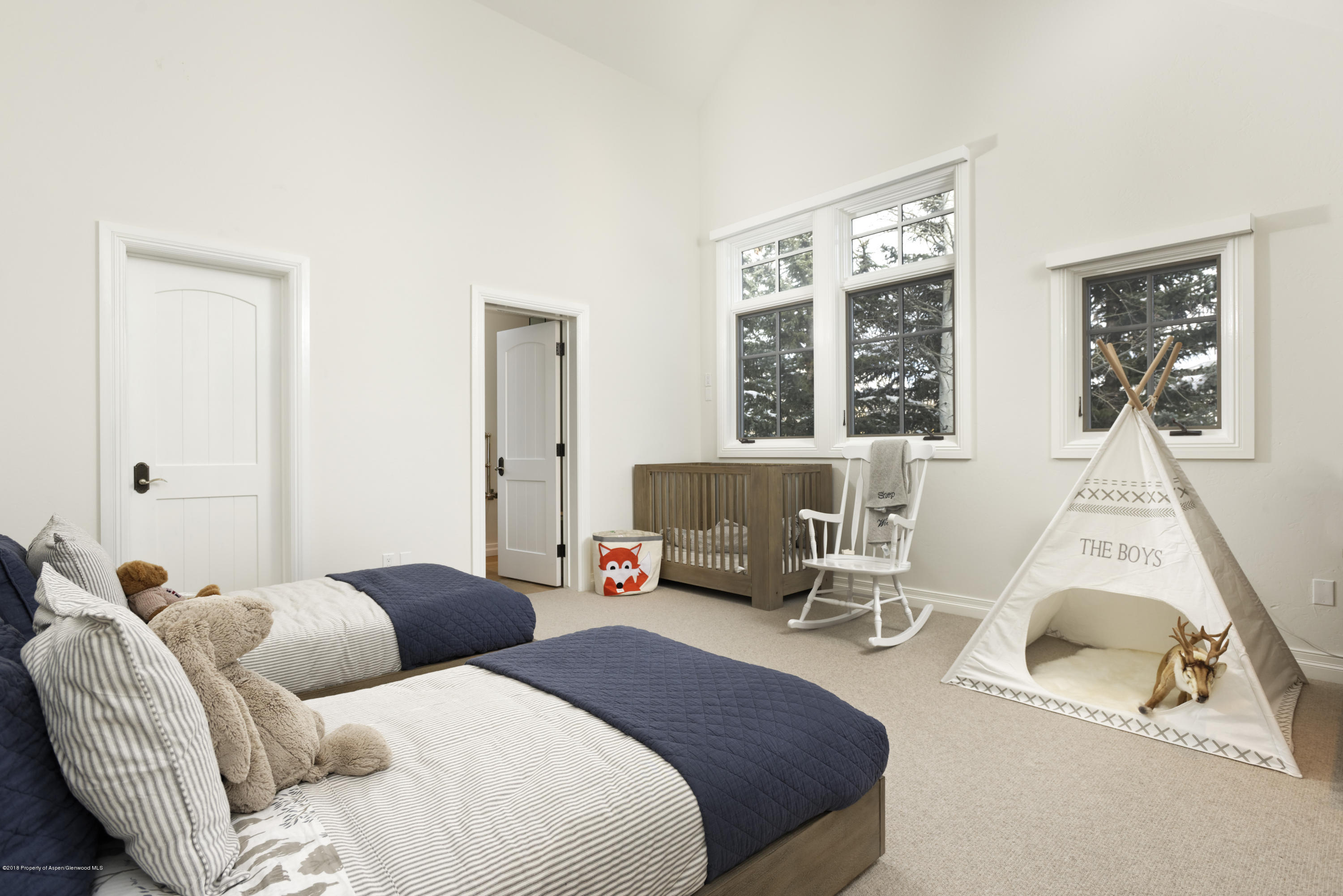 1205 Tiehack Road Aspen, CO 81611 - Photo 18 of 28 1205TieHack_HiRes027