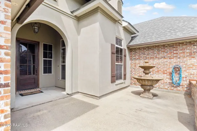 $349,900 | Undisclosed Address, Broussard, LA 70518