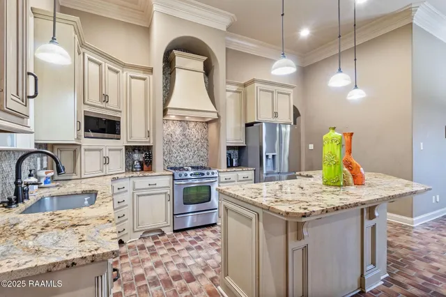 $349,900 | Undisclosed Address, Broussard, LA 70518