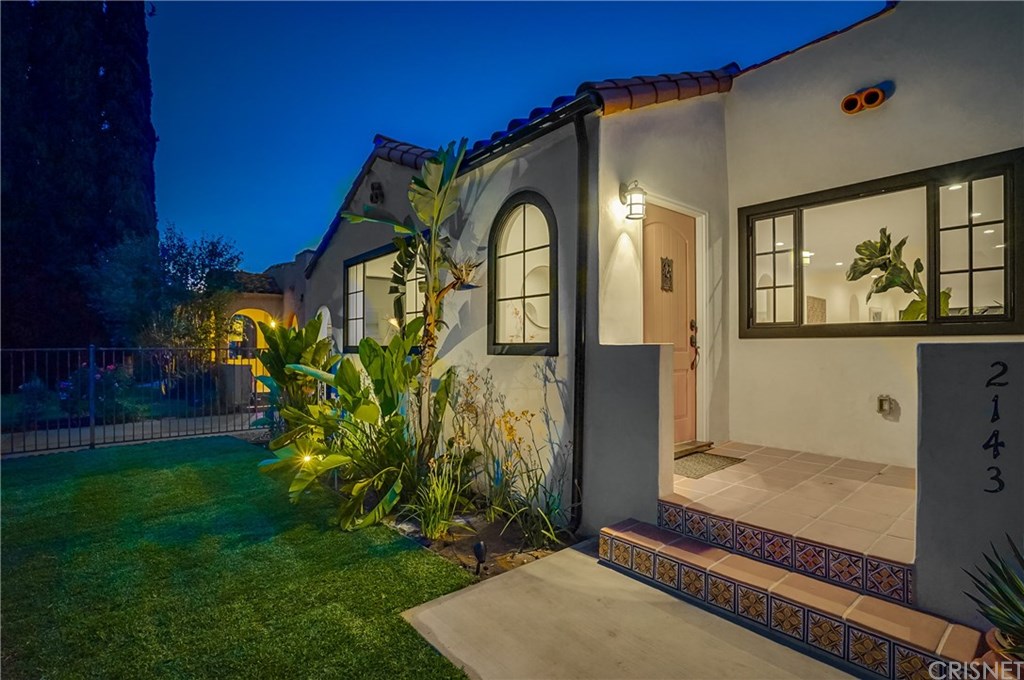 2143 Addison Way Eagle Rock, CA 90041 - Photo 3 of 55