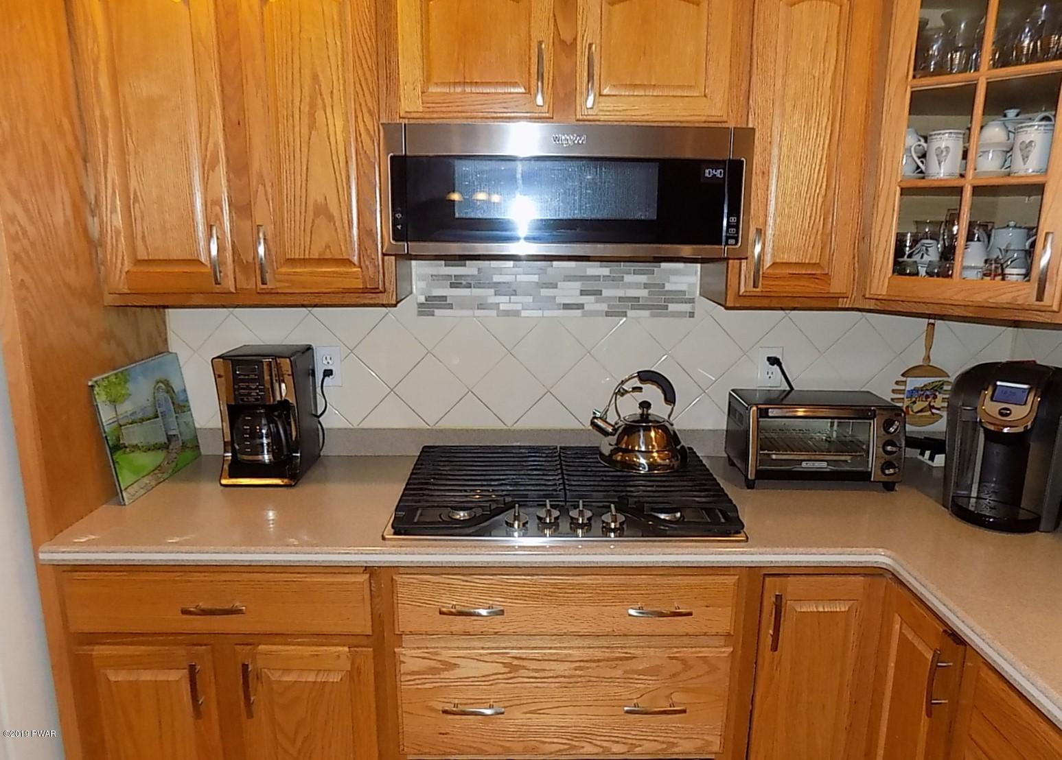 58 Callapoose Road Moscow, PA 18444 - Photo 26 of 98 Gas Stove-Top