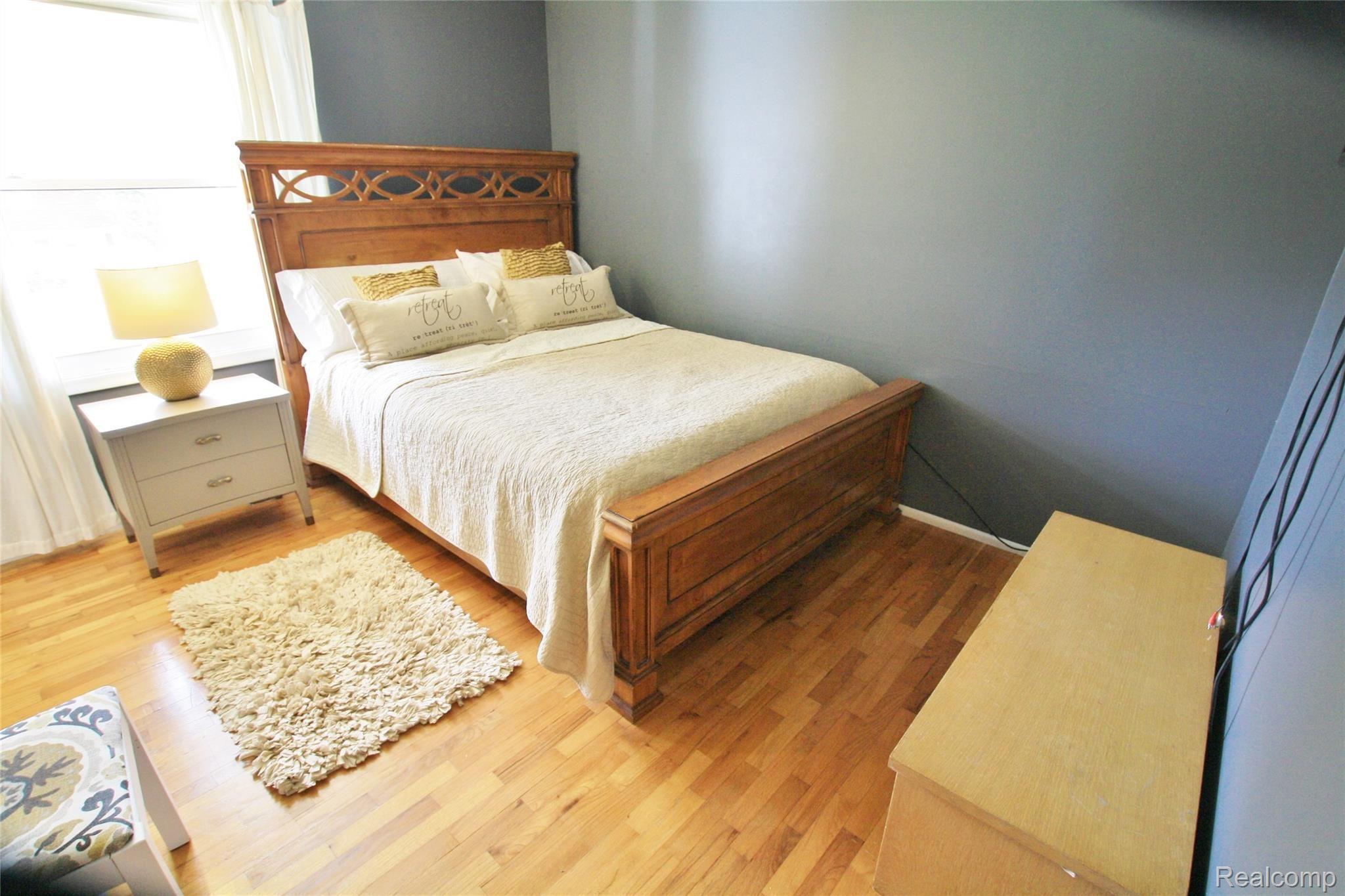 3166 Red Barn Road Flint, MI 48507 - Photo 23 of 34 RedBarn 041.JPG
