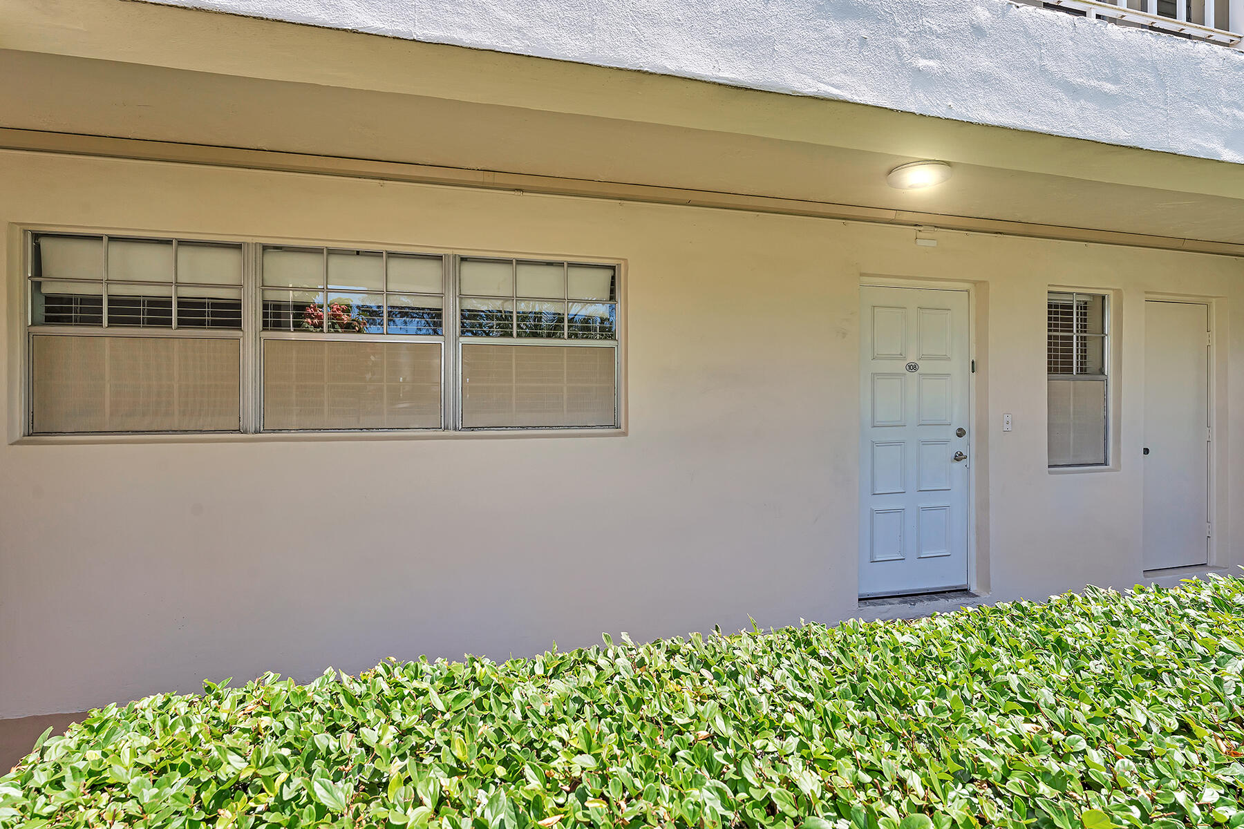 3091 North Course Drive, Unit 108 Pompano Beach, FL 33069 - Photo 4 of 42