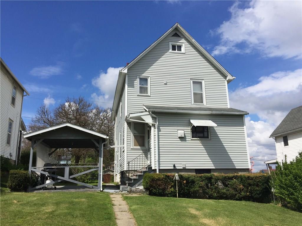 535 Columbia Street Sharon, PA 16146 - Photo 2 of 15 Home back and patio