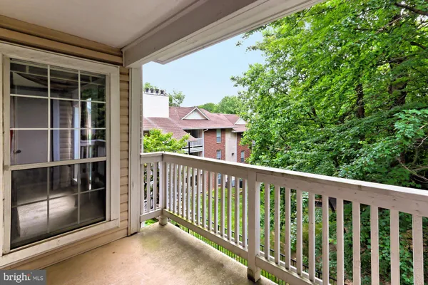 $2,100 | 1513 Lincoln Way, Unit 202, McLean, VA 22102