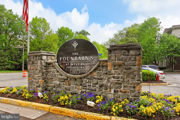 $2,100 | 1513 Lincoln Way, Unit 202, McLean, VA 22102