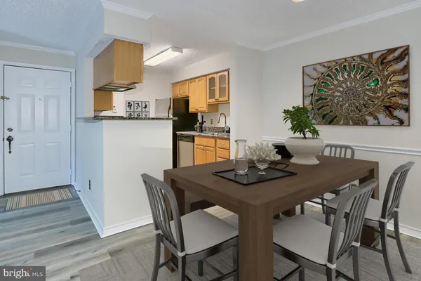 $2,100 | 1513 Lincoln Way, Unit 202, McLean, VA 22102