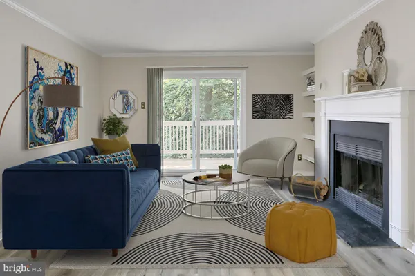 $2,100 | 1513 Lincoln Way, Unit 202, McLean, VA 22102