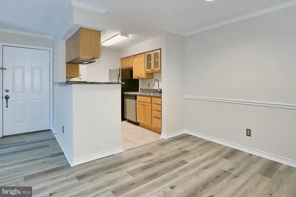 $2,100 | 1513 Lincoln Way, Unit 202, McLean, VA 22102