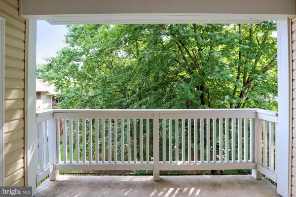 $2,100 | 1513 Lincoln Way, Unit 202, McLean, VA 22102