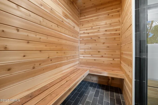 $549,999 | 132 Papago Boulevard, Winslow, AZ 86047