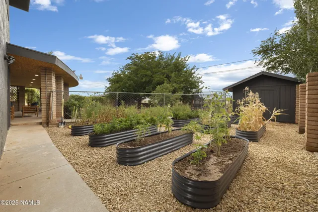 $549,999 | 132 Papago Boulevard, Winslow, AZ 86047