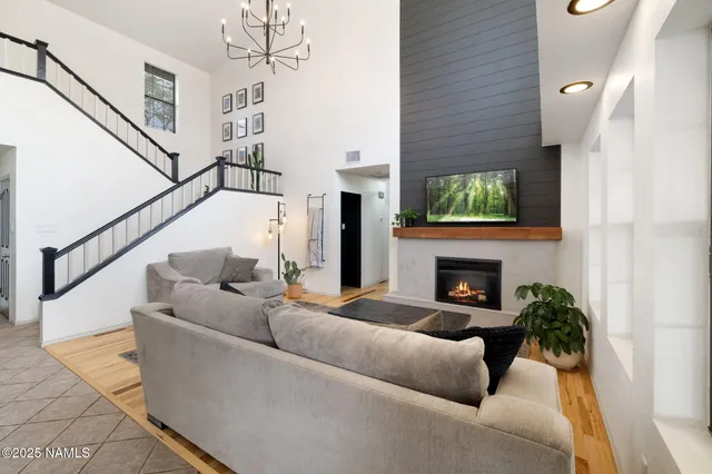 $549,999 | 132 Papago Boulevard, Winslow, AZ 86047