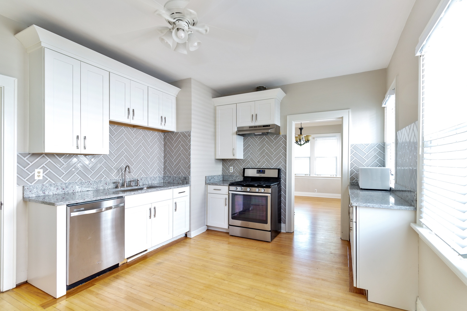 1257 North McKinley Road Lake Forest, IL 60045 - Photo 5 of 14