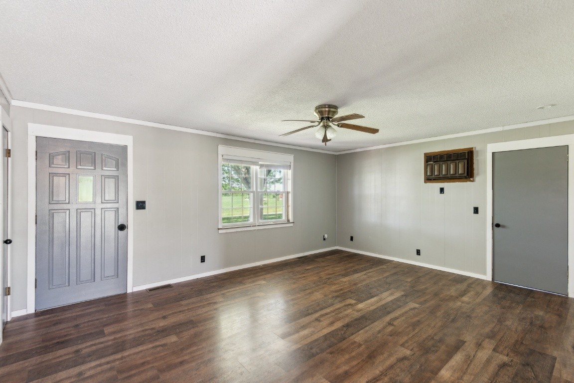 702 Williams Road Lafayette, TN 37083 - Photo 4 of 25 Gallery Image 4