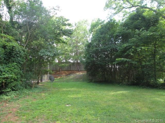 1458 Cortland Road West Charlotte, NC 28209 - Photo 9 of 9 a view of a backyard