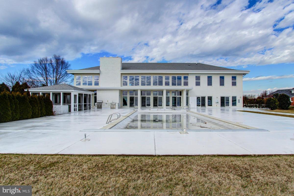 2927 Cox Neck Road East Chester, MD 21619 - Photo 10 of 30 Walls of waterfront windows!