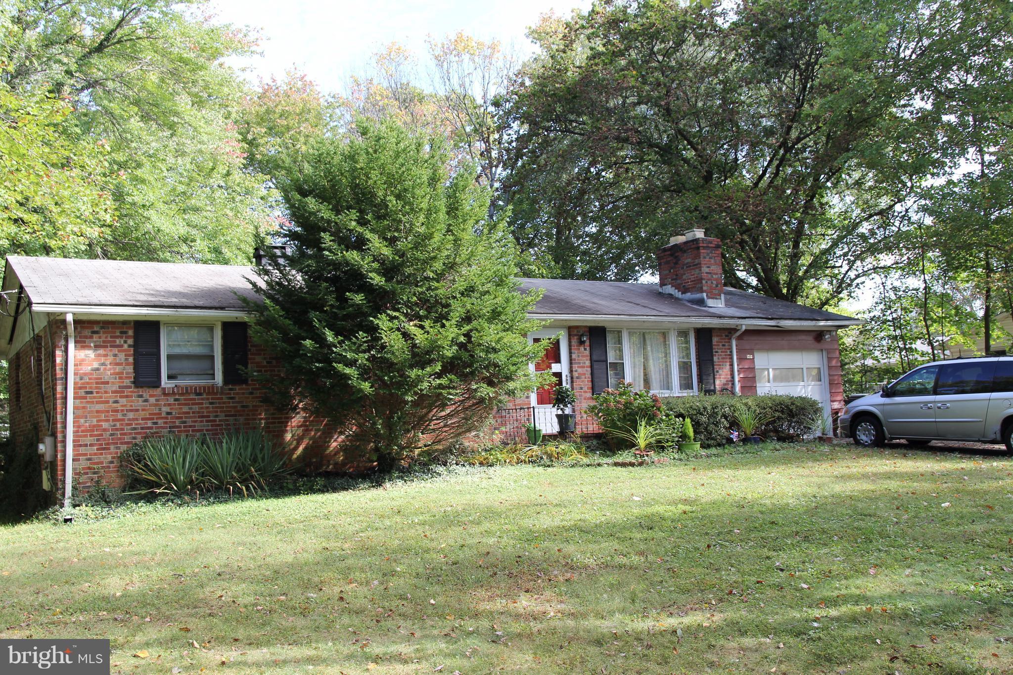 1212 Harding Lane Silver Spring, MD 20905 - Photo 3 of 4 Exterior (Front)