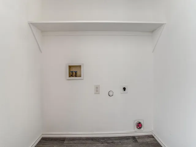 $1,995 | 571 Majestic Park Lane, Cedar Hill, TX 75104