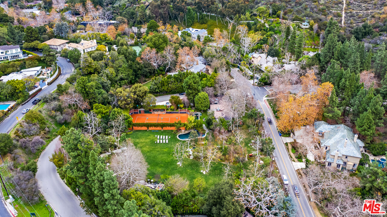 2383 Mandeville Canyon Road Los Angeles, CA 90049 - Photo 50 of 51 a bird view