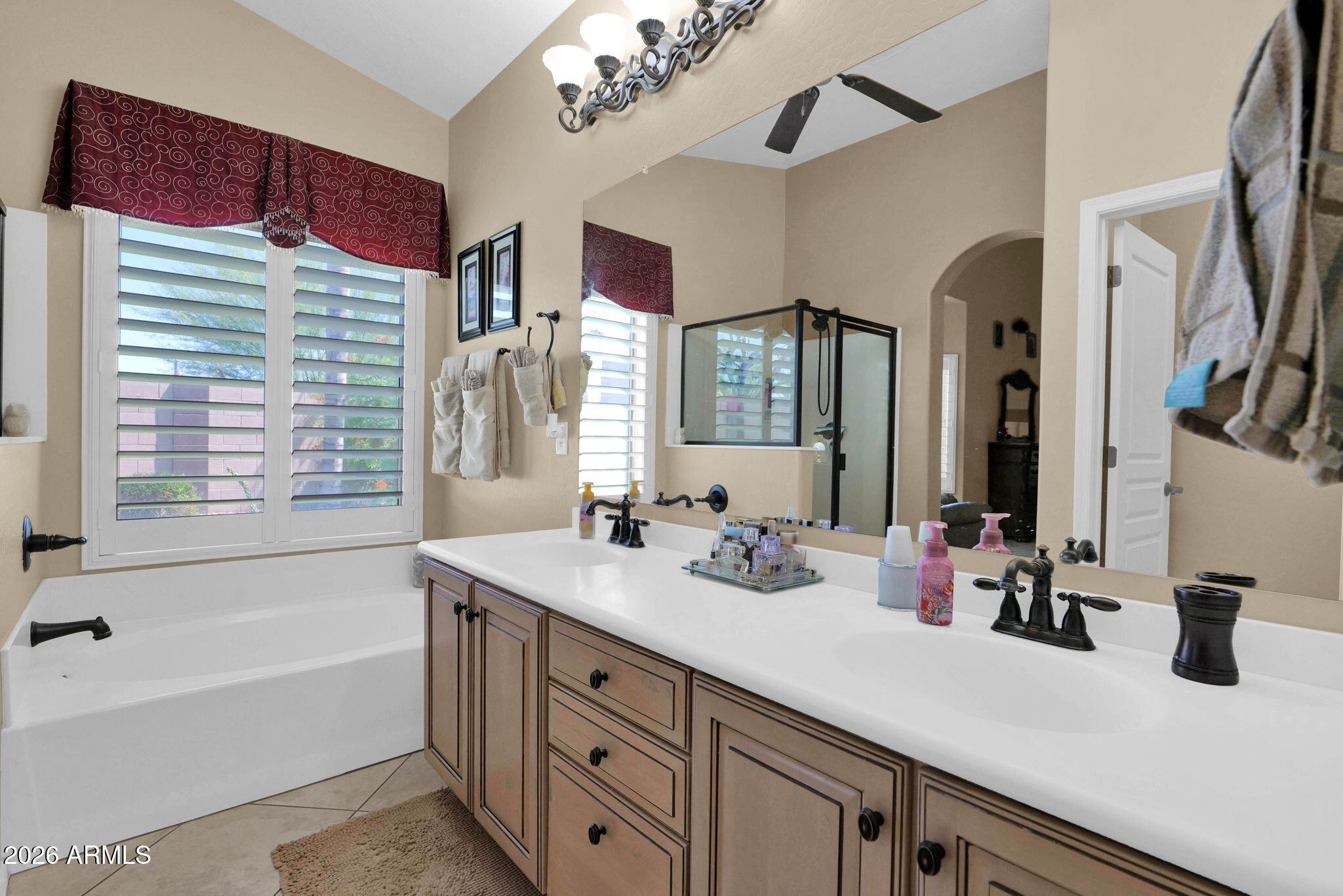 9850 Cotton Road Florence, AZ 85132 - Photo 26 of 47 9850 Cotton - 27Primary Bathroom