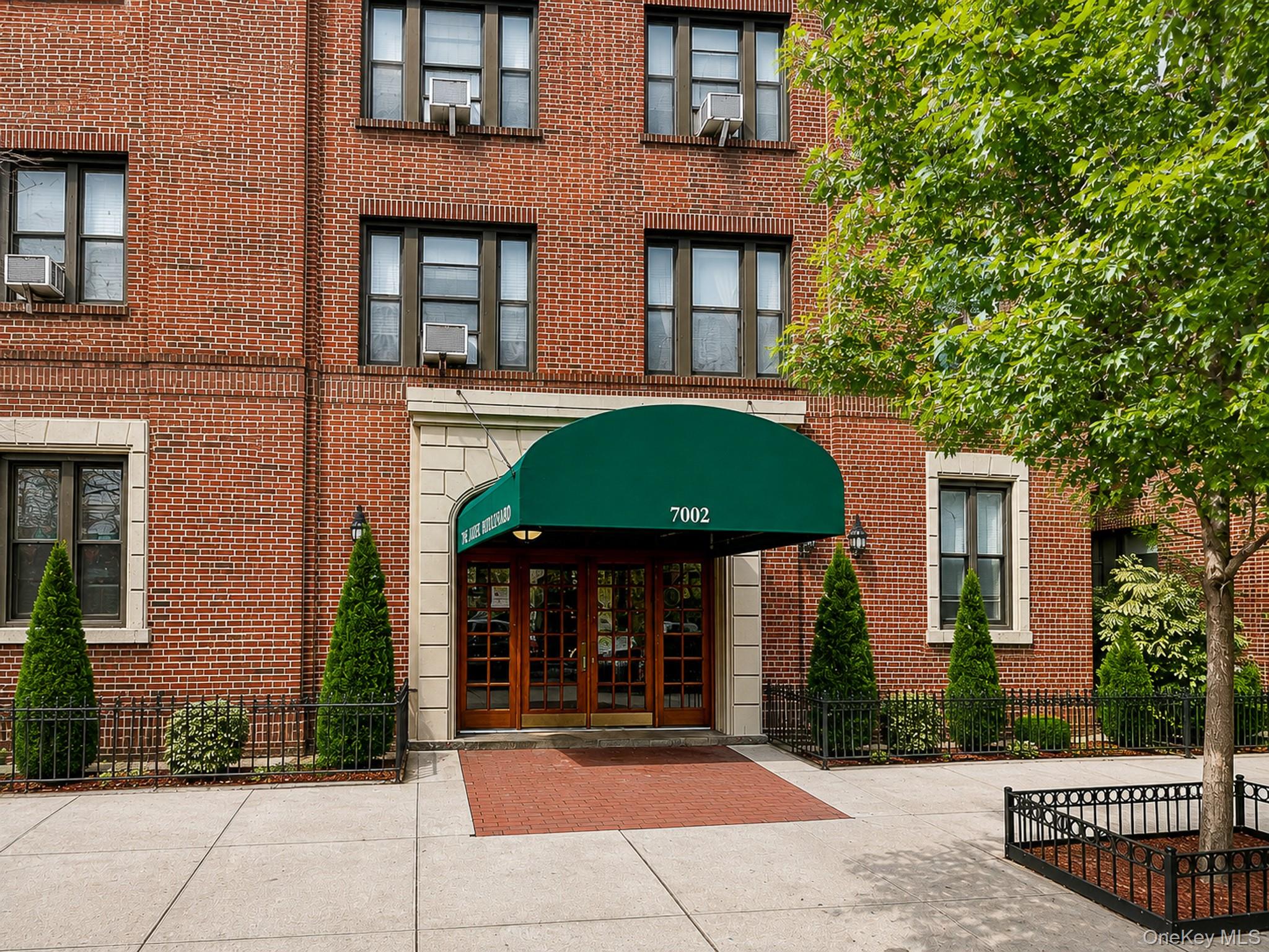 7002 Ridge Boulevard, Unit B14 Brooklyn, NY 11209 - Photo 7 of 8 Gallery Image 7