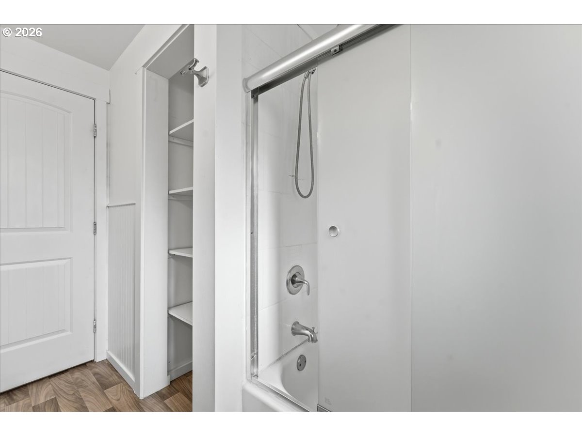 369 South 16th Avenue Cornelius, OR 97113 - Photo 23 of 29 a bathroom with a shower