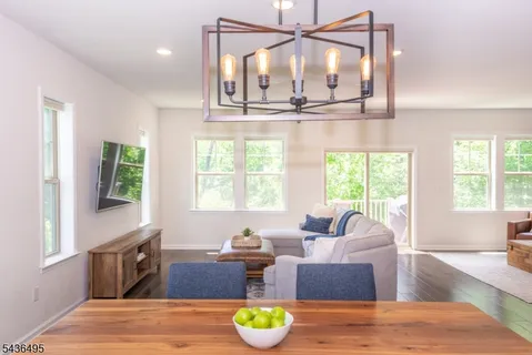 $1,100,000 | 11 Albie Drive, Mountain Lakes, NJ 07046