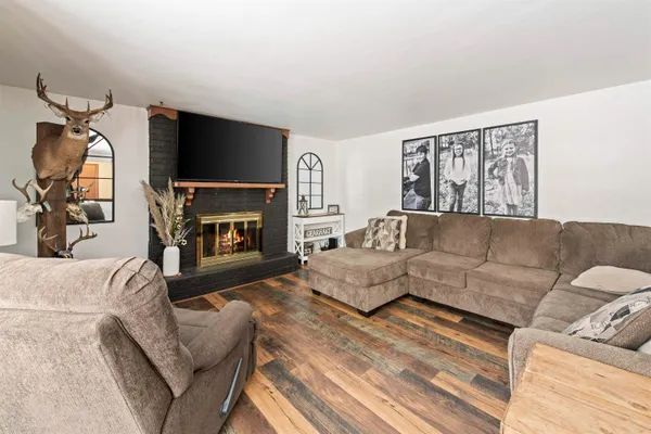 $229,900 | 4000 13th Street, Menominee, MI 49858