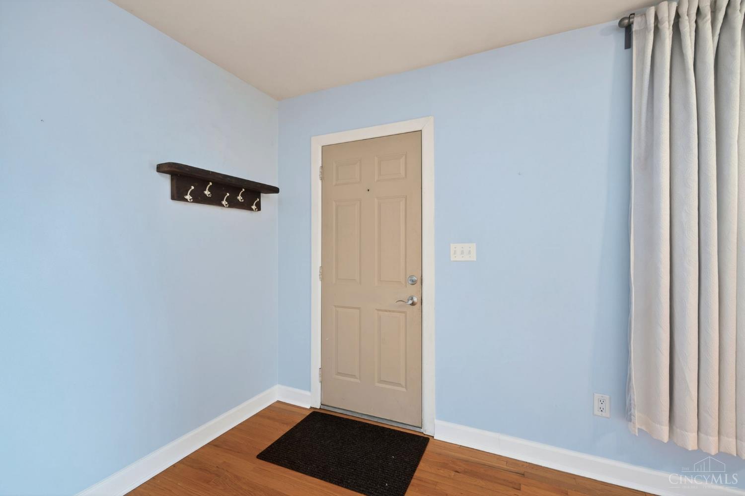 2028 Union Road Middletown, OH 45044 - Photo 6 of 60 Gallery Image 6