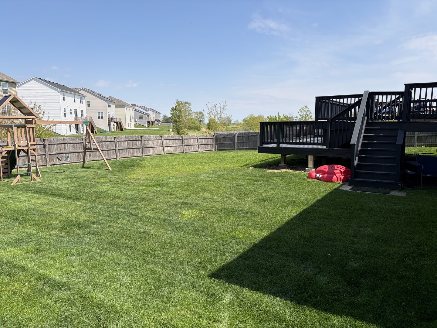 691 Windett Ridge Road Yorkville, IL 60560 - Photo 3 of 42 a view of a garden