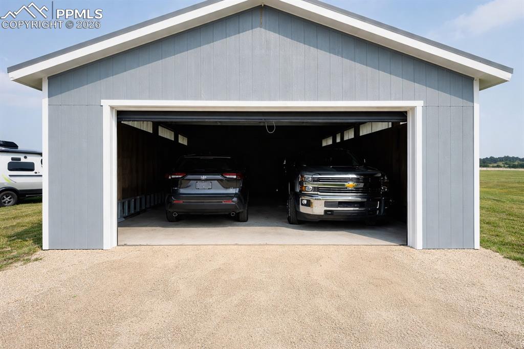 12285 Old Barn Road Elbert, CO 80106 - Photo 4 of 41