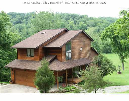 3700 Hurricane Creek Road Winfield, WV 25213 - Photo 1 of 15 Exterior Front.