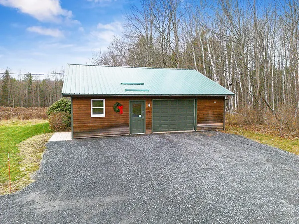 $400,000 | 41 Bacon Road, Unity, ME 04988