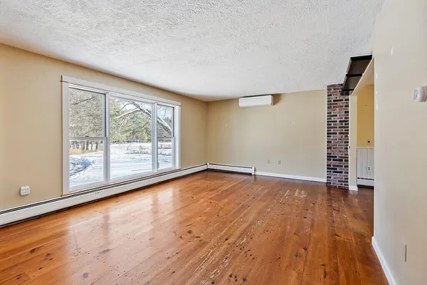 $400,000 | 41 Bacon Road, Unity, ME 04988