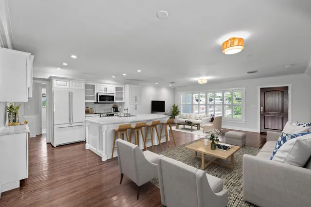 $855,000 | 330 Center Street, Jupiter, FL 33458