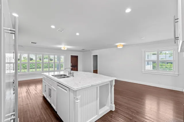 $855,000 | 330 Center Street, Jupiter, FL 33458