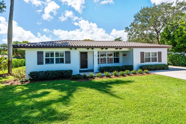 $855,000 | 330 Center Street, Jupiter, FL 33458