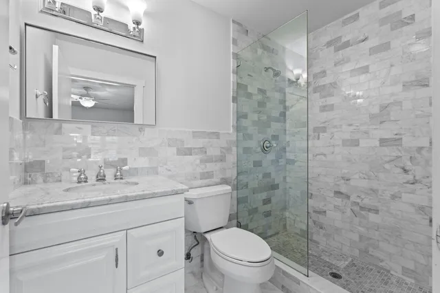 $855,000 | 330 Center Street, Jupiter, FL 33458