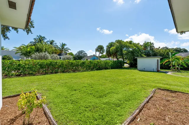 $855,000 | 330 Center Street, Jupiter, FL 33458