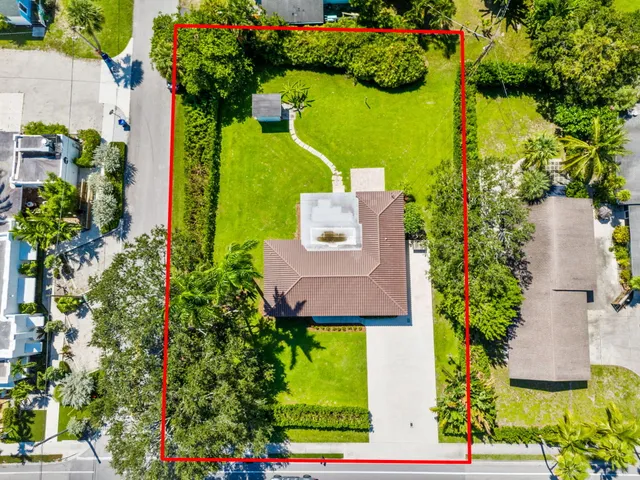 $855,000 | 330 Center Street, Jupiter, FL 33458