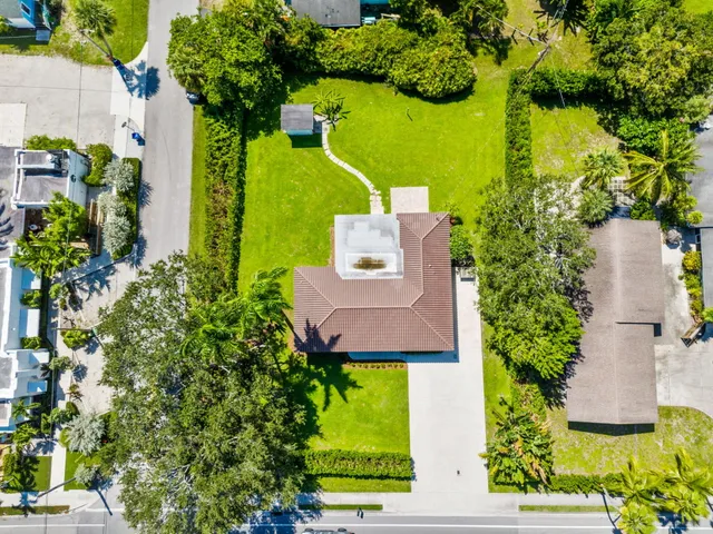 $855,000 | 330 Center Street, Jupiter, FL 33458